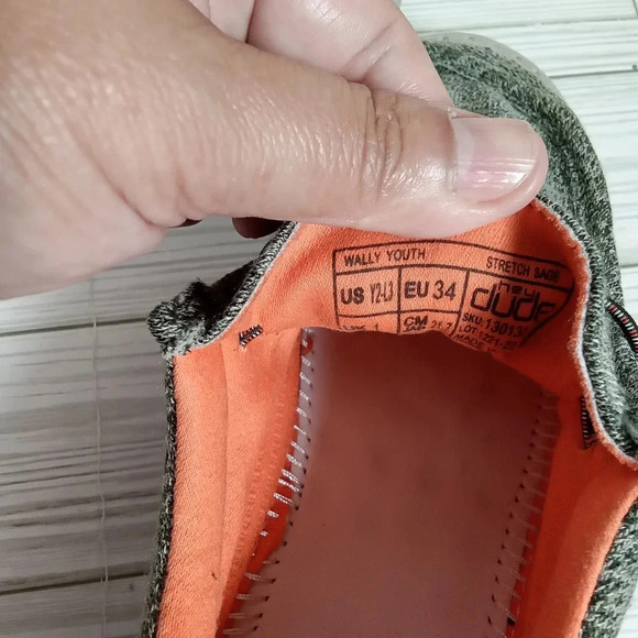 Hey dude wally youth 2 slip on shoes - Picture 4 of 5